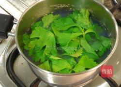 芹叶蛤蜊汤的做法图解5