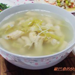 酸菜姜丝猪小肠汤的做法[图]