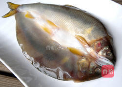 香烤香鱼一夜干的做法图解1