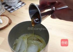 新鲜凤梨旺旺茶的做法图解3