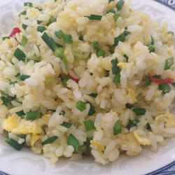黄金韭菜辣炒饭的做法[图]