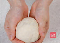 制作披萨饼皮的做法图解4