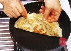 风香蕉煎饼的做法图解2