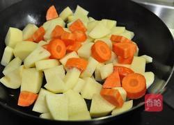 家常牛肉炖菜的做法图解4