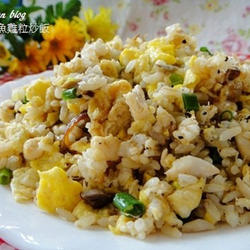 咸鲭鱼鸡粒炒饭的做法[图]