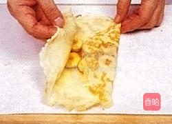 风香蕉煎饼的做法图解4