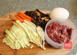 木须牛炒饼的做法图解1