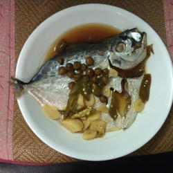 蒸破布子飞刀鱼的做法[图]