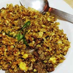 咖哩牛肉蛋炒饭的做法[图]