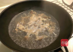 排骨汤底的做法图解1