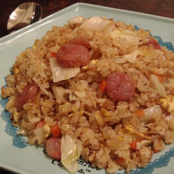 香肠菜脯炒饭的做法[图]