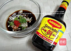 美极鲜鱼露的做法图解2