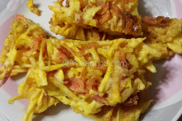 炸地瓜樱花虾饼