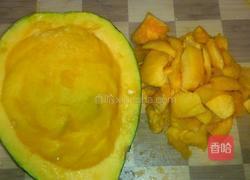 粉蒸排骨南瓜盅的做法图解3