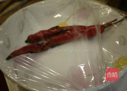 烧椒皮蛋的做法图解2