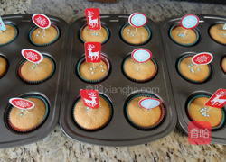 香草杯子蛋糕的做法图解6