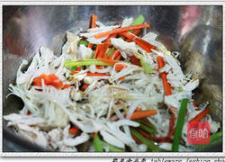 凉拌肉丝金针菇的做法图解3