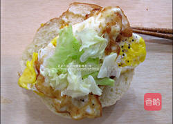 火腿青蛙汉堡的做法图解4