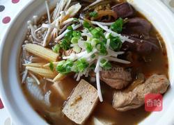 麻辣鸭血豆腐煲的做法图解1