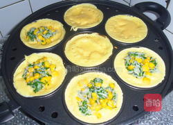 吻仔鱼车轮饼的做法图解6