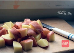 香草马铃薯沙拉的做法图解1