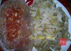 榨菜肉丝的做法图解1