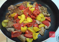 彩椒三杯松坂豚的做法图解4