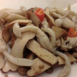 雪菇豆干炒肉末的做法[图]
