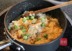 青豆野菇炖饭的做法图解4