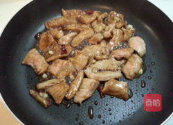 彩椒三杯松坂豚的做法图解3