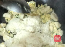 墨鱼丸炒饭的做法图解4