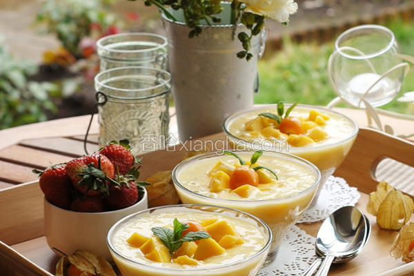 芒果椰汁西米露