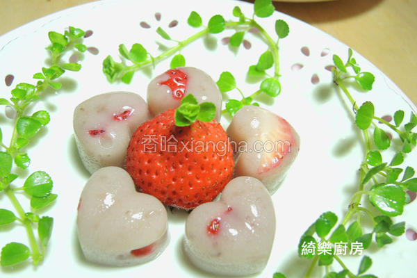 草莓炼奶QQ冻