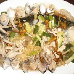 海鲜菇清蒸虱目鱼的做法[图]