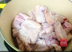 姜烧粟子焢肉的做法图解1