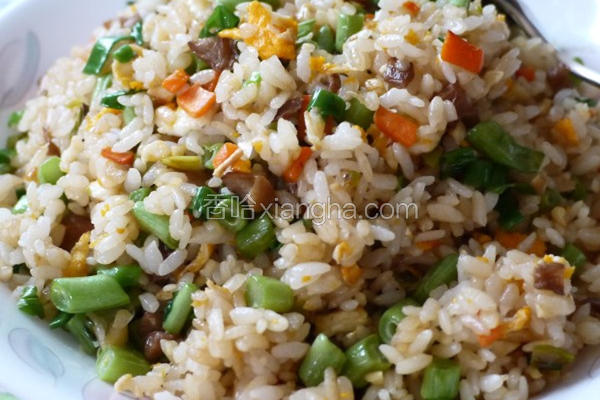 古早味菜脯蛋炒饭