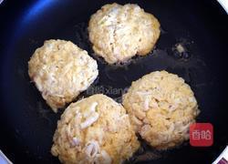 蟹肉饼沙拉的做法图解2