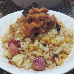 香肠玉米蛋炒饭的做法[图]
