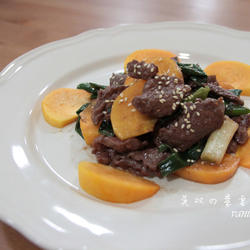 秋日柿片炒牛肉的做法[图]