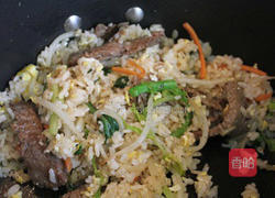 沙茶牛肉蛋炒饭的做法图解5