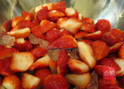 机草莓果酱的做法图解3