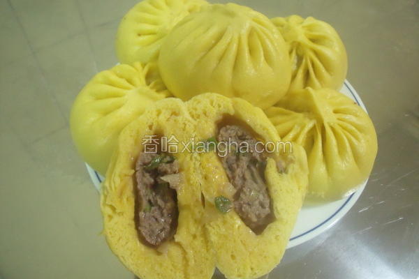 金黄洋葱牛肉包子