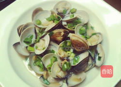 米酒清炒蛤蛎的做法图解1