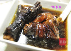 凉粉草炖鸡汤的做法图解4