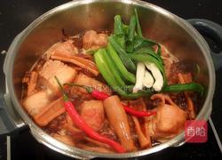 鱿鱼烧五花肉的做法图解8