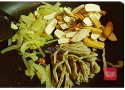 榨菜炒肉丝豆干的做法图解2