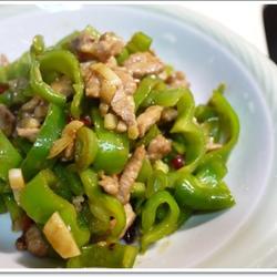 肉丝炒青椒的做法[图]