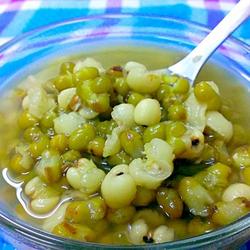 绿豆薏仁汤的做法[图]