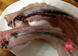 虱目鱼骨高汤的做法图解3