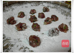 滚元宵的做法图解3